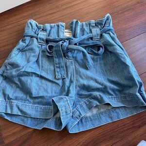 L’agence Cotton Tie shorts